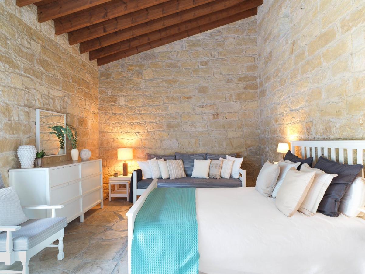 Villa Avgoustis Pachna Bagian luar foto